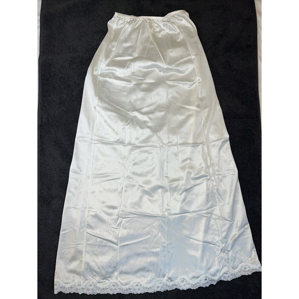 Sears That Doesn't Slip Half Slip Ivory Lace Trim Small Vintage Midi Length